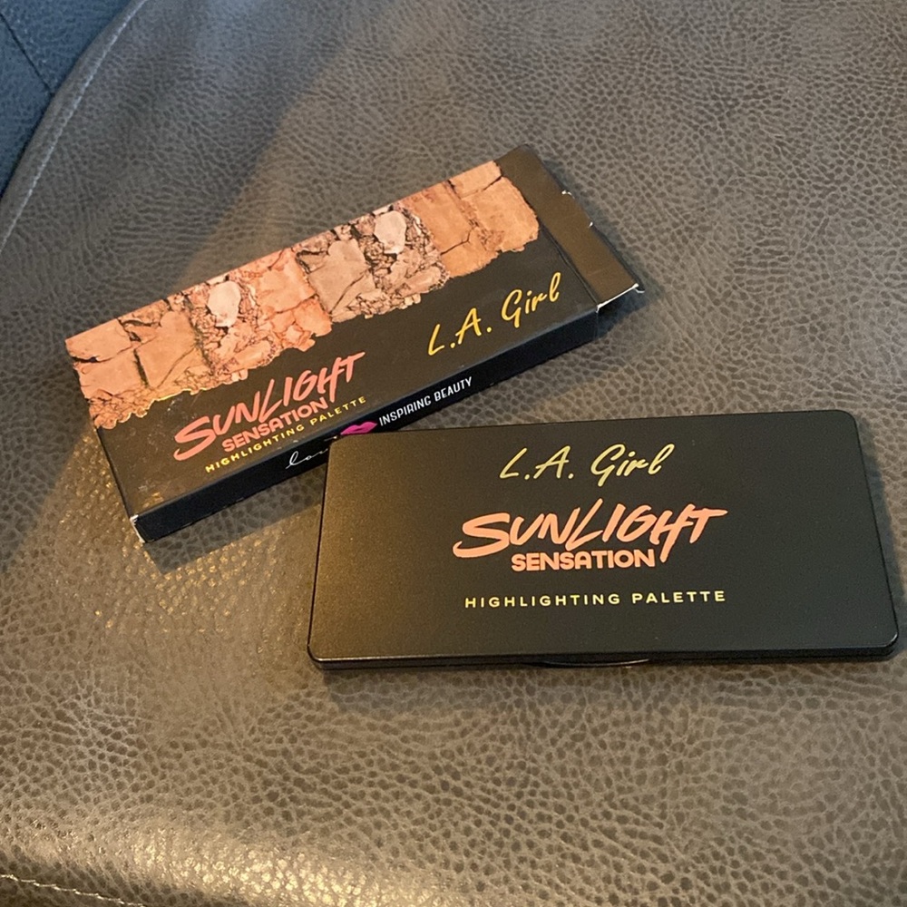 L.A. Girl Sunlight Sensation highlighting palette